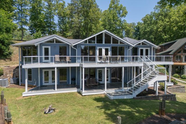207 Winding WAY, Union Hall, VA 24176