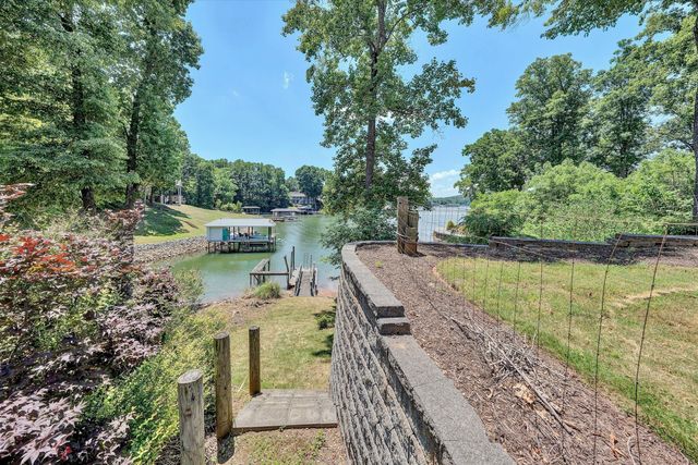 207 Winding WAY, Union Hall, VA 24176