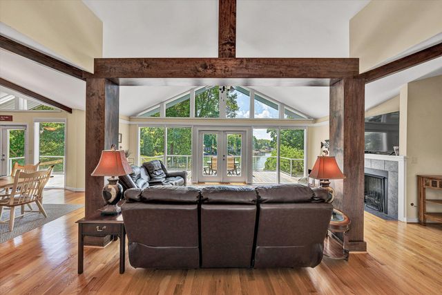 207 Winding WAY, Union Hall, VA 24176