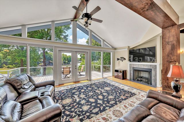 207 Winding WAY, Union Hall, VA 24176