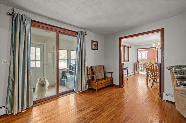 980 Plainfield Pike, Coventry, RI 02827