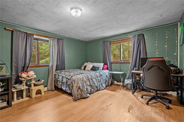 980 Plainfield Pike, Coventry, RI 02827