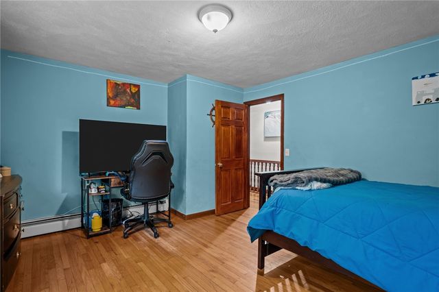 980 Plainfield Pike, Coventry, RI 02827