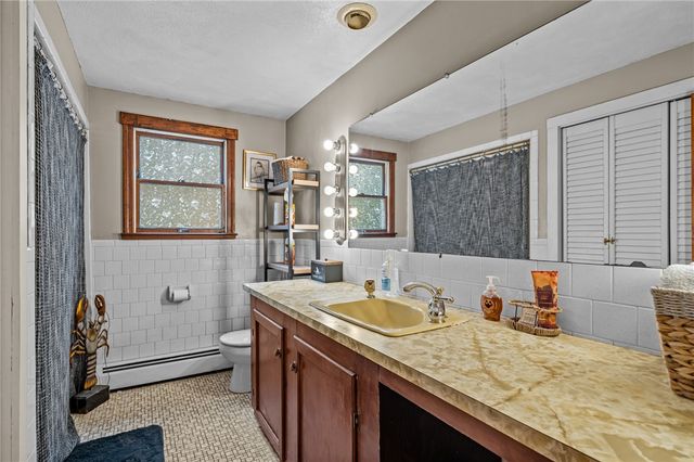 980 Plainfield Pike, Coventry, RI 02827