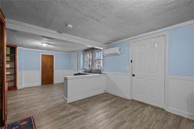 980 Plainfield Pike, Coventry, RI 02827