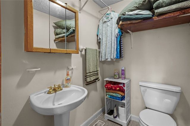 980 Plainfield Pike, Coventry, RI 02827