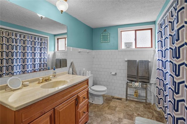 980 Plainfield Pike, Coventry, RI 02827