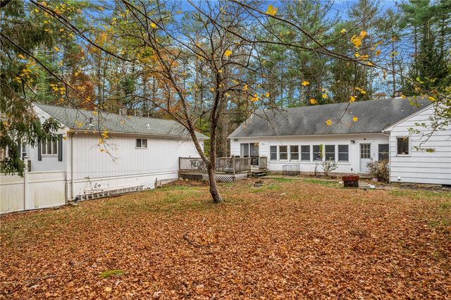 980 Plainfield Pike, Coventry, RI 02827