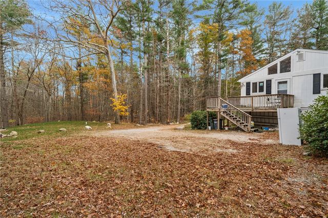 980 Plainfield Pike, Coventry, RI 02827