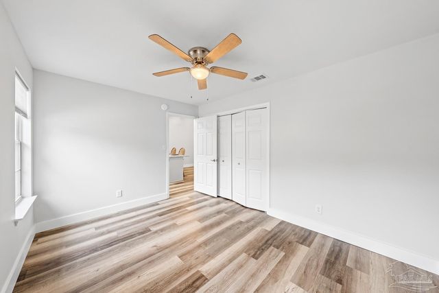 6885 Kapok Dr, Milton, FL 32583