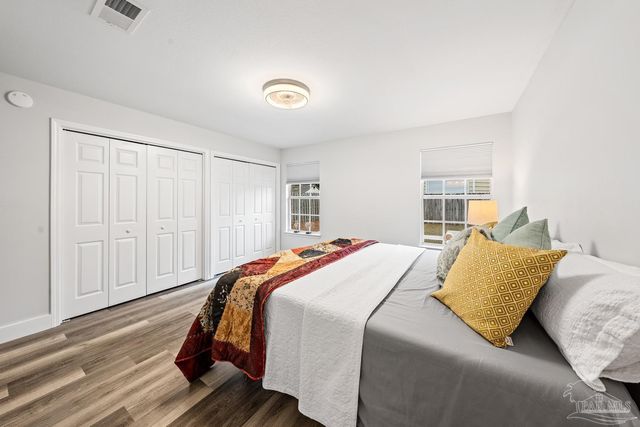 6885 Kapok Dr, Milton, FL 32583