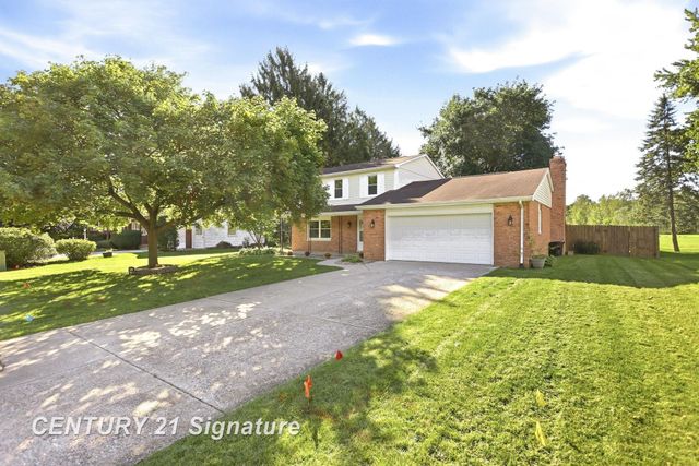 4925 Century Drive, Saginaw Twp, MI 48638