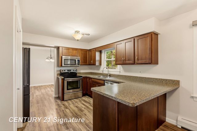 4925 Century Drive, Saginaw Twp, MI 48638