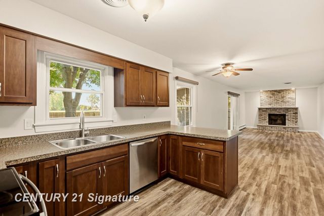 4925 Century Drive, Saginaw Twp, MI 48638