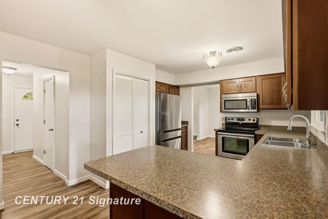 4925 Century Drive, Saginaw Twp, MI 48638