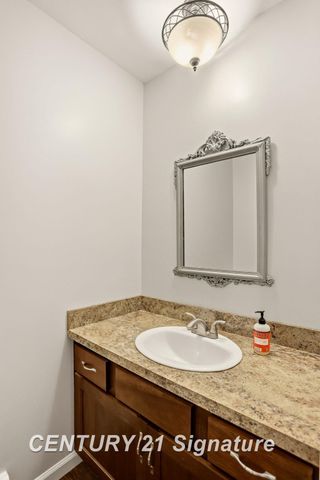 4925 Century Drive, Saginaw Twp, MI 48638