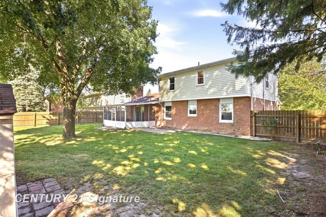 4925 Century Drive, Saginaw Twp, MI 48638