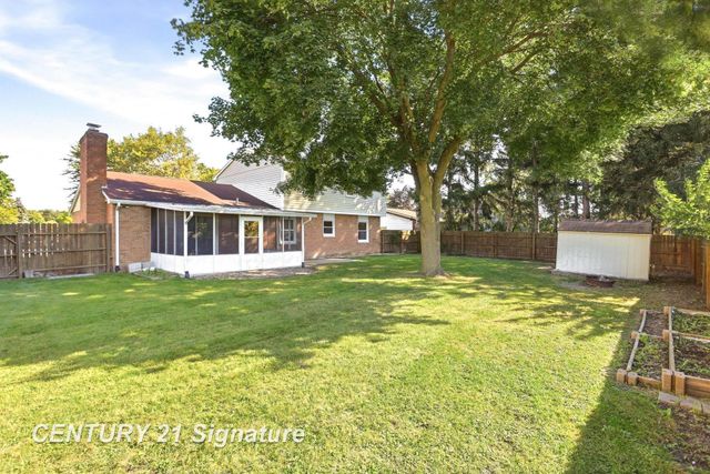 4925 Century Drive, Saginaw Twp, MI 48638