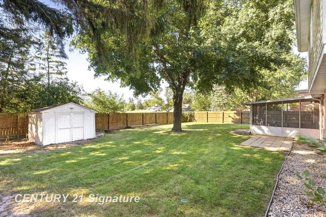 4925 Century Drive, Saginaw Twp, MI 48638