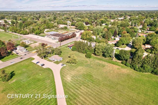 4925 Century Drive, Saginaw Twp, MI 48638