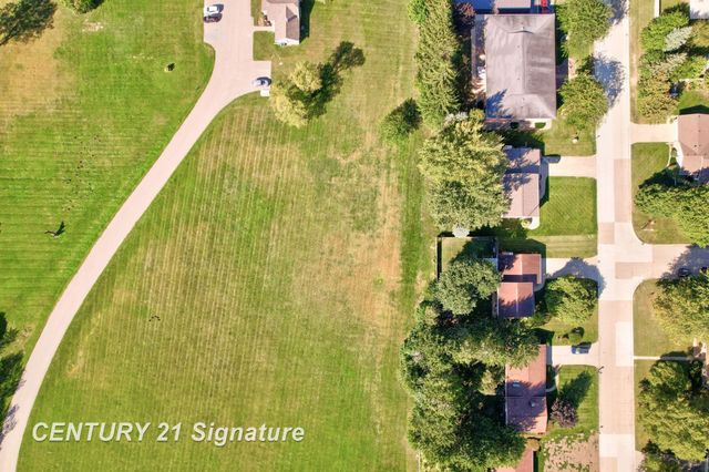 4925 Century Drive, Saginaw Twp, MI 48638