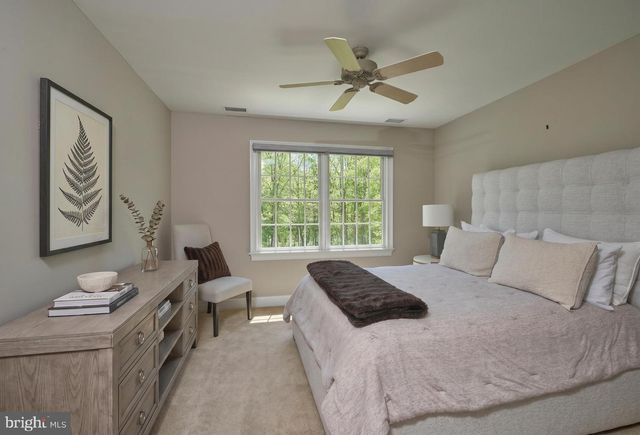 8 CORSALO RD, Lambertville, NJ 08530