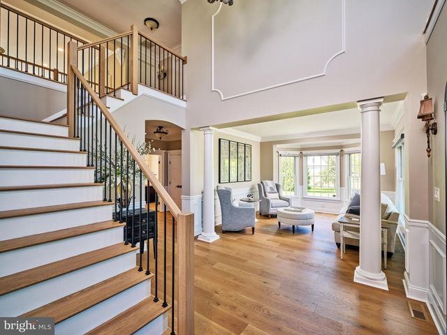 8 CORSALO RD, Lambertville, NJ 08530