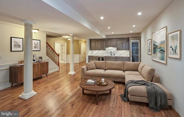 8 CORSALO RD, Lambertville, NJ 08530