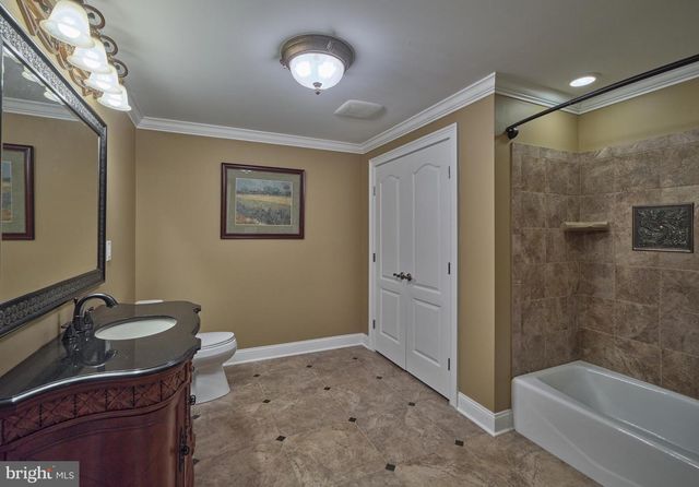 8 CORSALO RD, Lambertville, NJ 08530