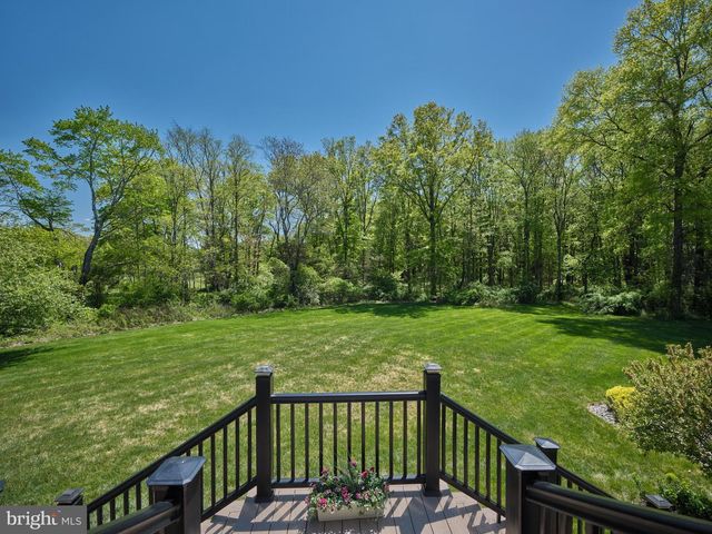 8 CORSALO RD, Lambertville, NJ 08530