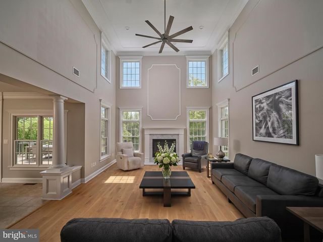 8 CORSALO RD, Lambertville, NJ 08530