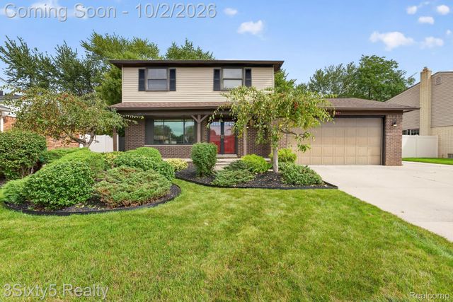 27423 Oakcrest Drive, Brownstown Charter Township, MI 48183