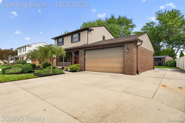27423 Oakcrest Drive, Brownstown Charter Township, MI 48183