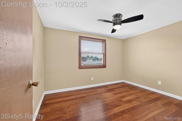 27423 Oakcrest Drive, Brownstown Charter Township, MI 48183