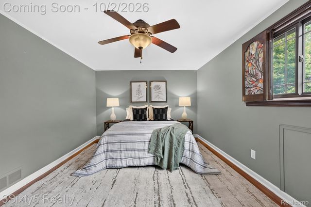 27423 Oakcrest Drive, Brownstown Charter Township, MI 48183
