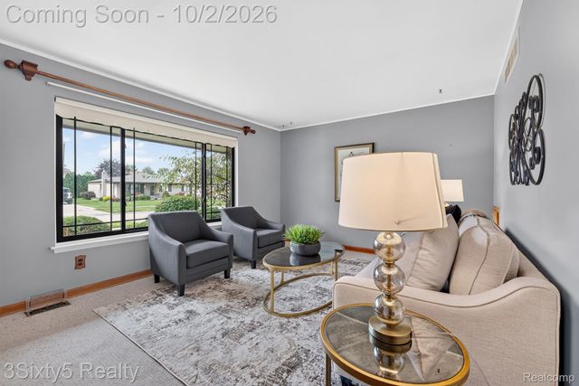 27423 Oakcrest Drive, Brownstown Charter Township, MI 48183