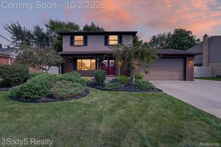 27423 Oakcrest Drive, Brownstown Charter Township, MI 48183
