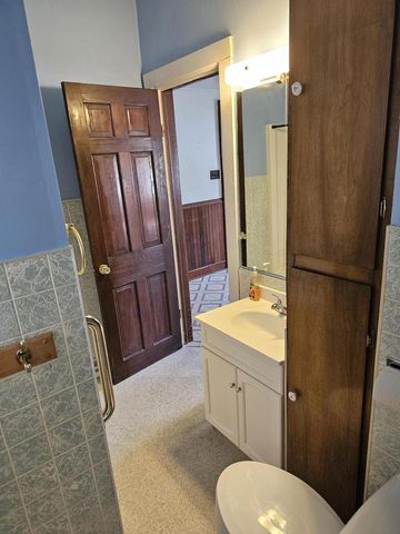2023 S 10th STREET, Manitowoc, WI 54220