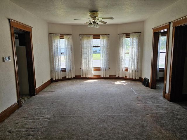 2023 S 10th STREET, Manitowoc, WI 54220