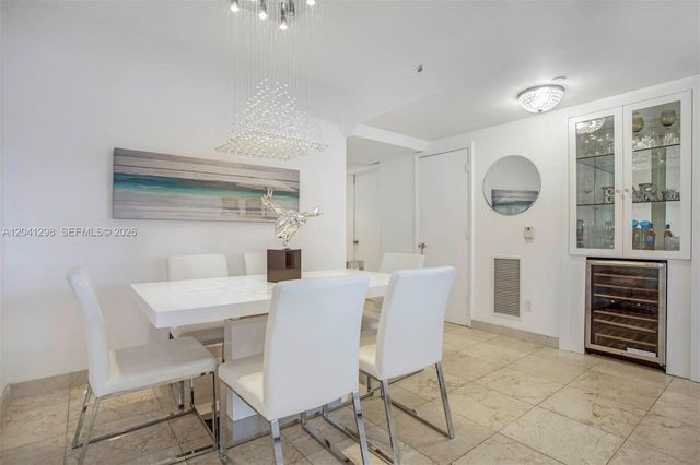 4775 Collins Ave 2508, Miami Beach, FL 33140