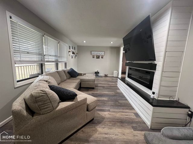 11303 Ferden Road, Chesaning Twp, MI 48616