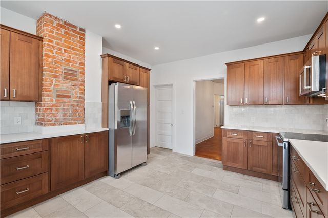 314 N Winebiddle St, Garfield, PA 15224