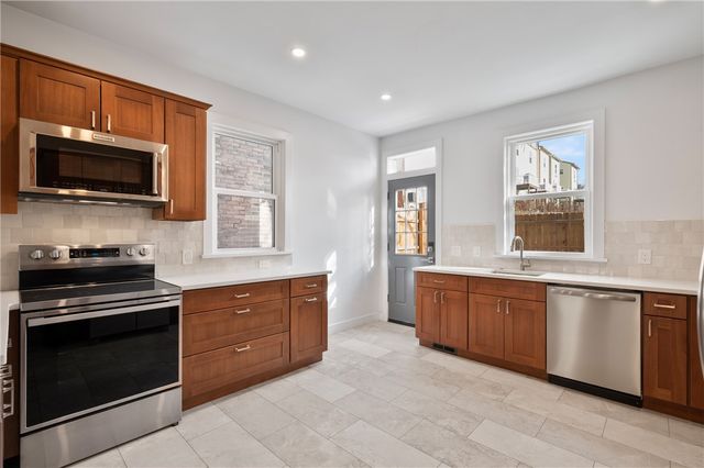 314 N Winebiddle St, Garfield, PA 15224