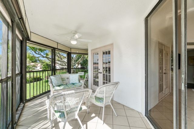 7533 Glendevon Lane 905, Delray Beach, FL 33446