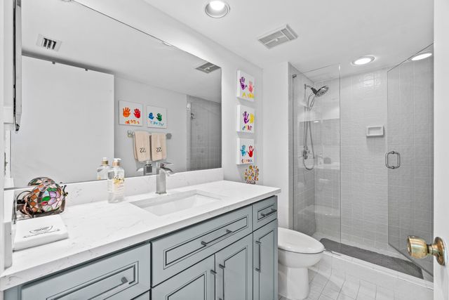 7533 Glendevon Lane 905, Delray Beach, FL 33446