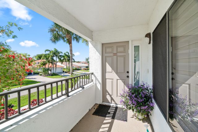 7533 Glendevon Lane 905, Delray Beach, FL 33446