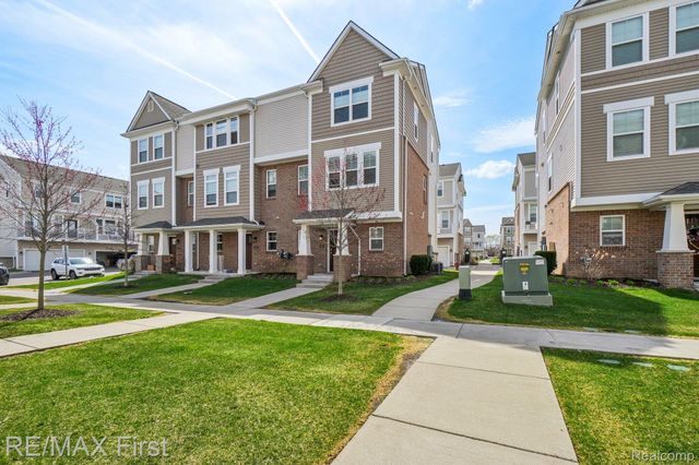 2500 Normandy Road 44, Royal Oak, MI 48073