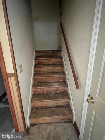 150 S S PRICE AVENUE, Waynesboro, PA 17268