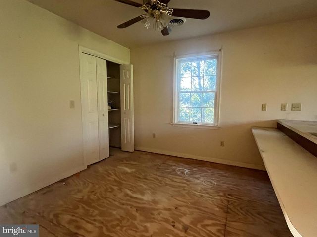 150 S S PRICE AVENUE, Waynesboro, PA 17268