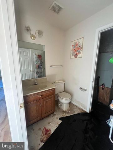 150 S S PRICE AVENUE, Waynesboro, PA 17268